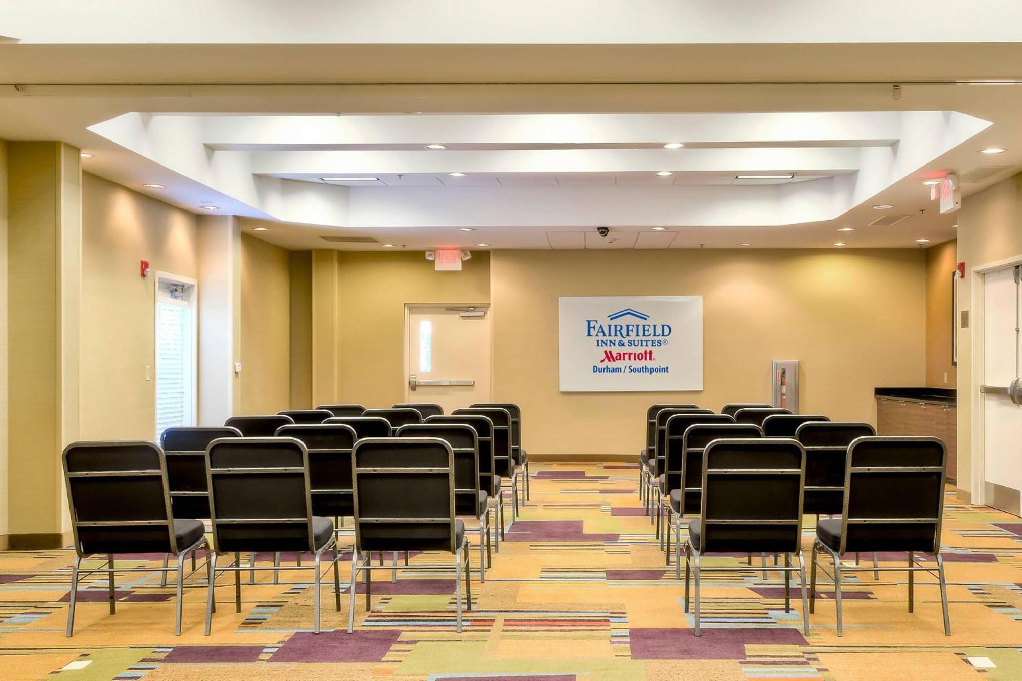 Fairfield Inn And Suites By Marriott Durham Southpoint Buitenkant foto