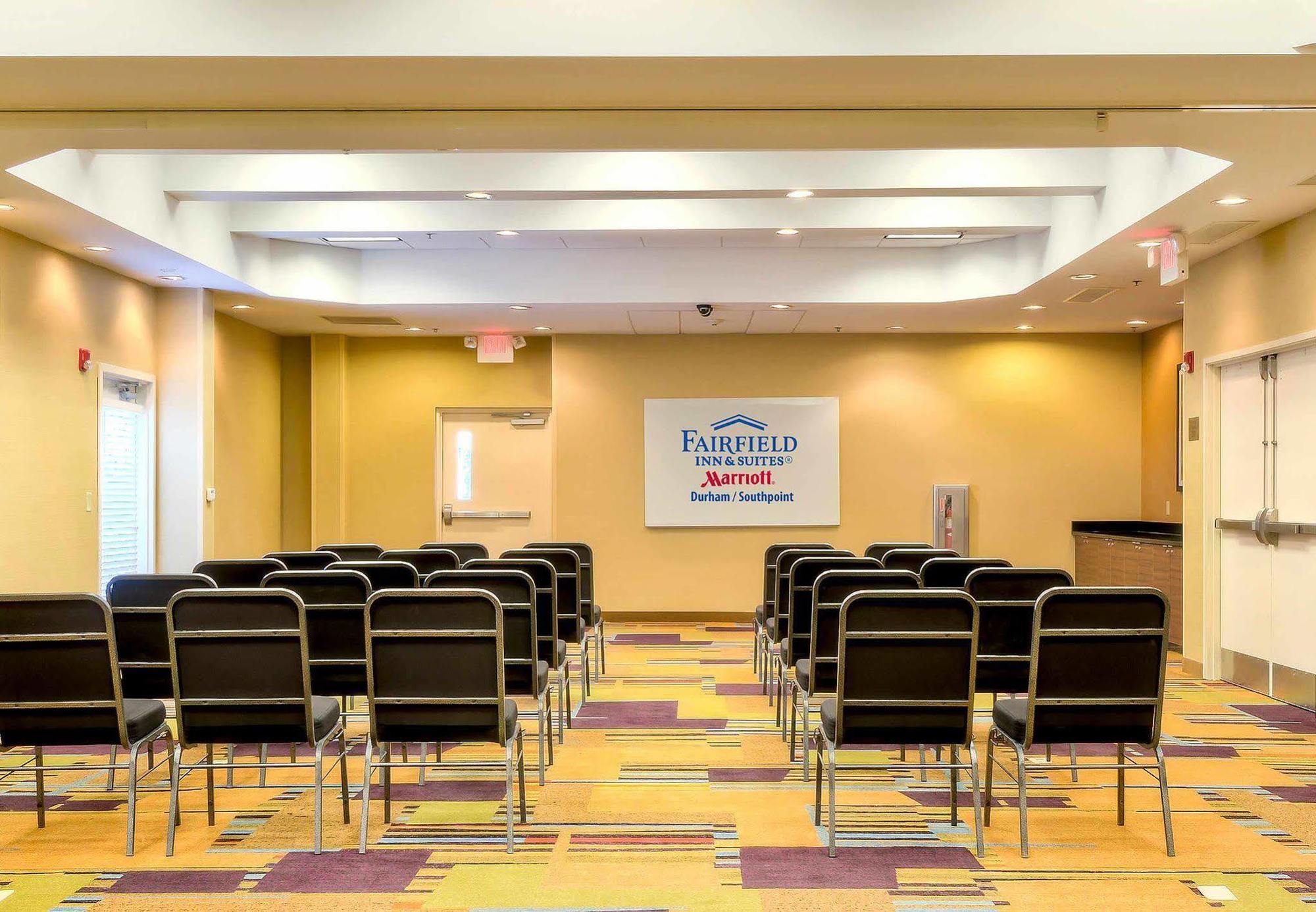 Fairfield Inn And Suites By Marriott Durham Southpoint Buitenkant foto